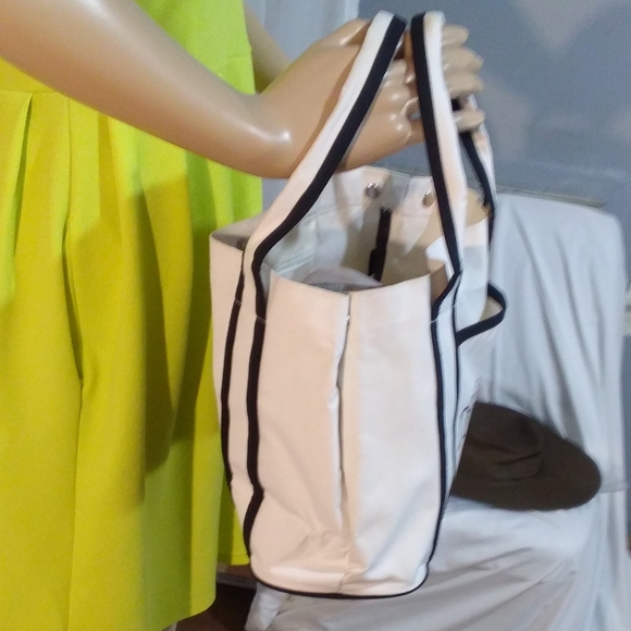 If You're An Alumni--We Know What It Is § - Picture 9 of 12